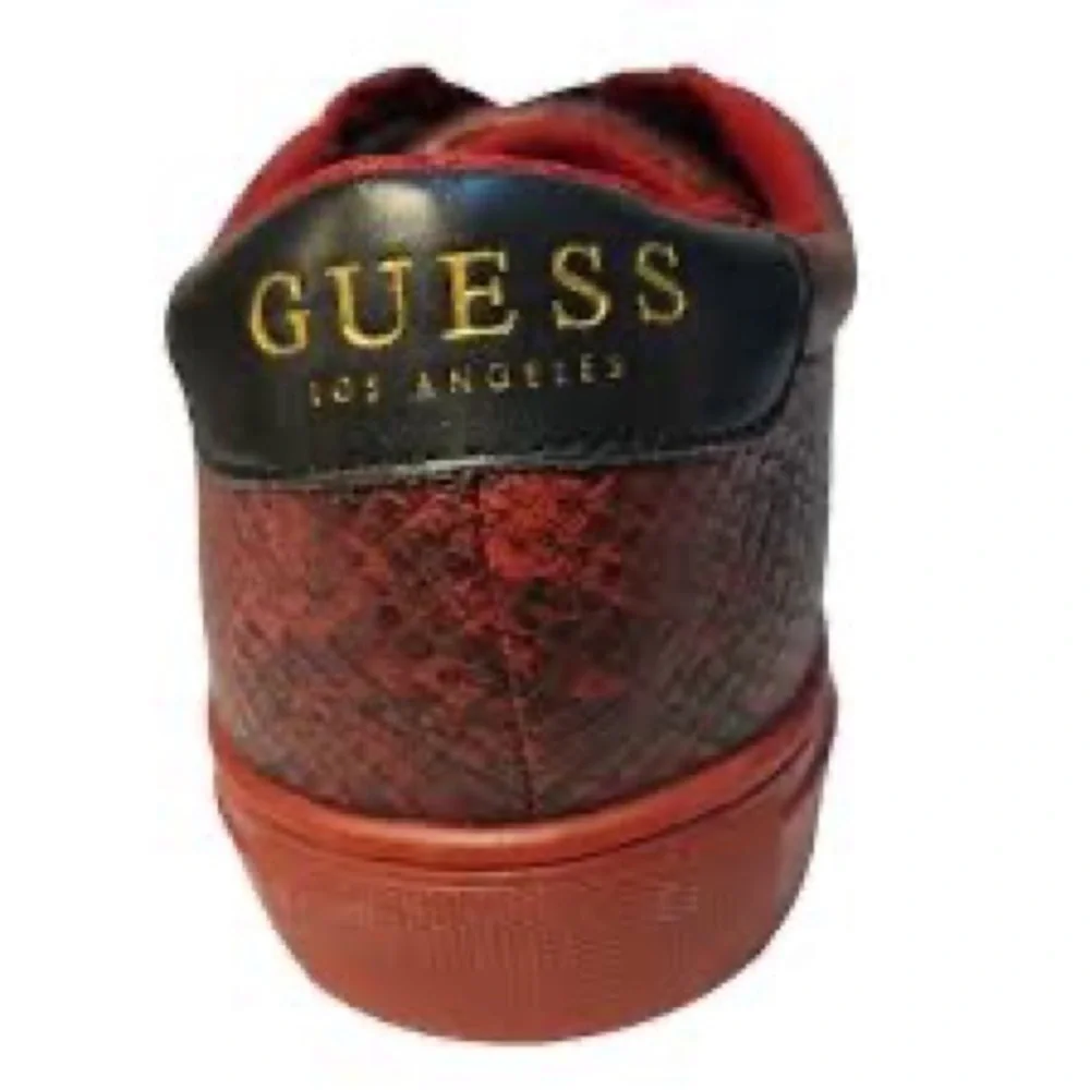 NIB GUESS Men's Barette2 Lace-Up Sneaker Red Size 7